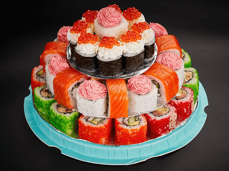 Торт из суши и роллов